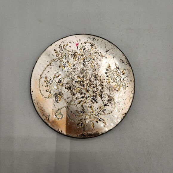 Pilcher Silver Plated Vintage Floral Mirror Compact with Puff Used 3.75 inches - Picture 4 of 7
